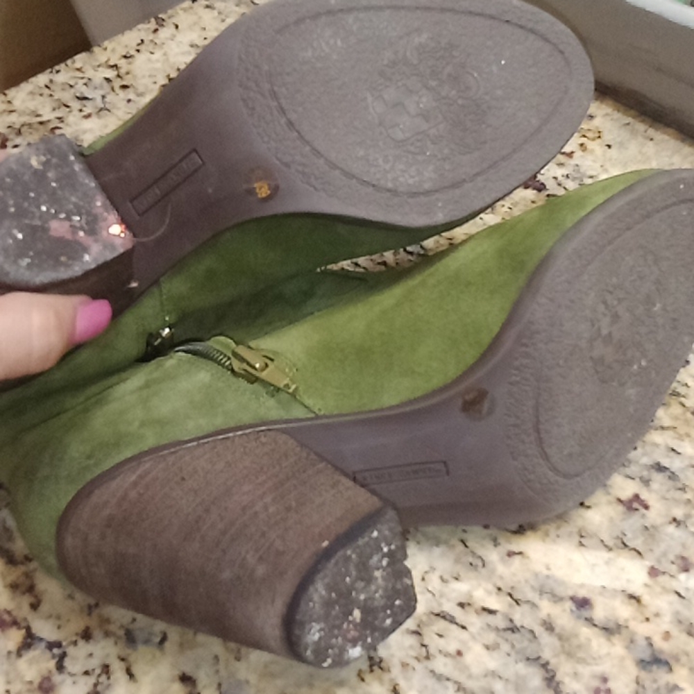 Vince Camuto green booties - Picture 8 of 9